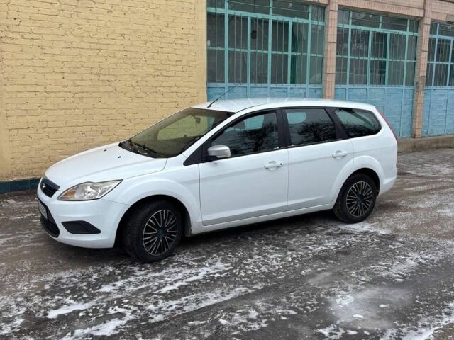 Білий Форд Фокус, об'ємом двигуна 2 л та пробігом 250 тис. км за 5699 $, фото 3 на Automoto.ua