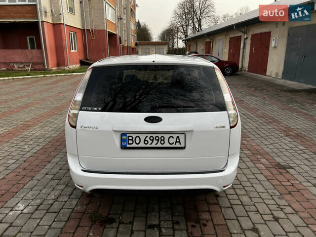 Белый Форд Фокус, объемом двигателя 1.8 л и пробегом 245 тыс. км за 4800 $, фото 9 на Automoto.ua
