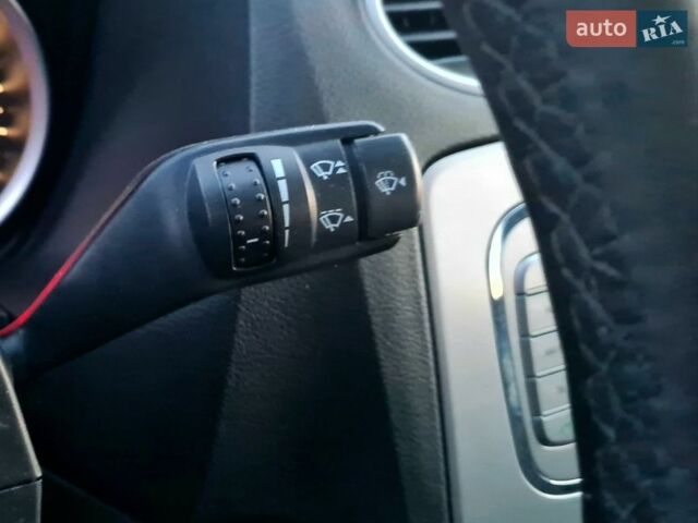 Белый Форд Фокус, объемом двигателя 1.6 л и пробегом 244 тыс. км за 5350 $, фото 35 на Automoto.ua