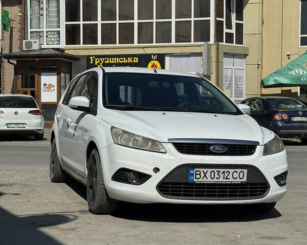 Белый Форд Фокус, объемом двигателя 1.56 л и пробегом 260 тыс. км за 5300 $, фото 16 на Automoto.ua