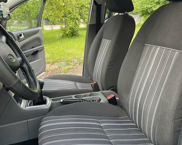 Белый Форд Фокус, объемом двигателя 1.6 л и пробегом 255 тыс. км за 4900 $, фото 15 на Automoto.ua