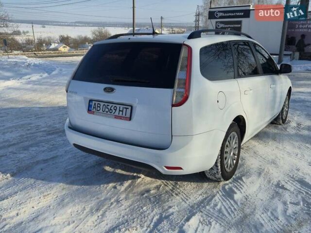 Белый Форд Фокус, объемом двигателя 1.6 л и пробегом 205 тыс. км за 5850 $, фото 10 на Automoto.ua