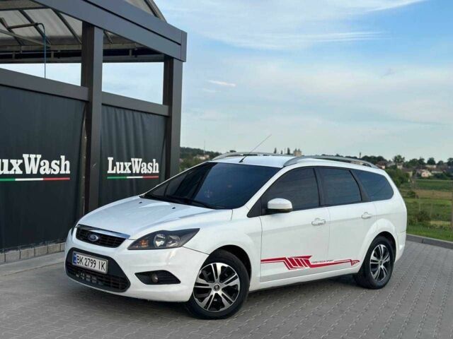 Белый Форд Фокус, объемом двигателя 1.6 л и пробегом 250 тыс. км за 3950 $, фото 17 на Automoto.ua