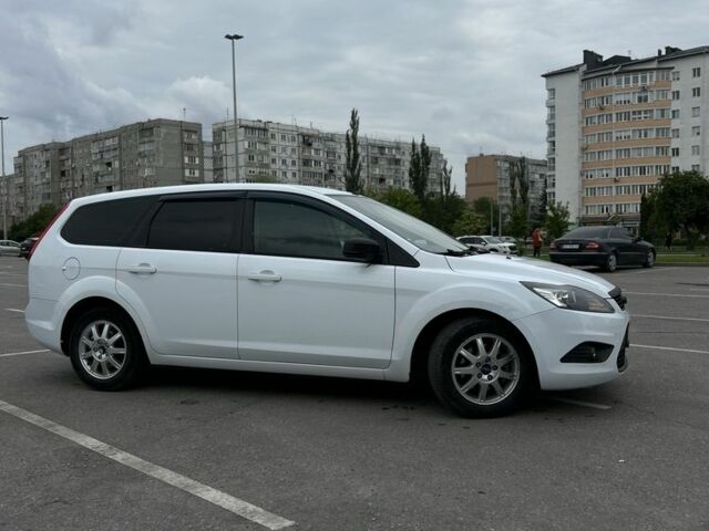 Форд Фокус 2009 у Івано-Франківську на Automoto.ua Білий Форд Фокус, об'ємом двигуна 1.6 л та пробігом 220 тис. км за 4200 $, фото 2 на Automoto.ua