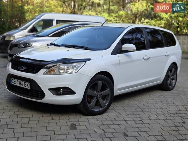 Белый Форд Фокус, объемом двигателя 1.6 л и пробегом 290 тыс. км за 5600 $, фото 6 на Automoto.ua
