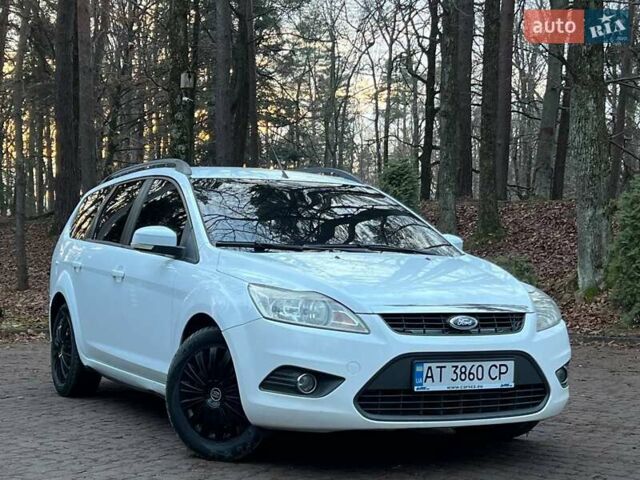 Білий Форд Фокус, об'ємом двигуна 1.6 л та пробігом 297 тис. км за 5299 $, фото 14 на Automoto.ua
