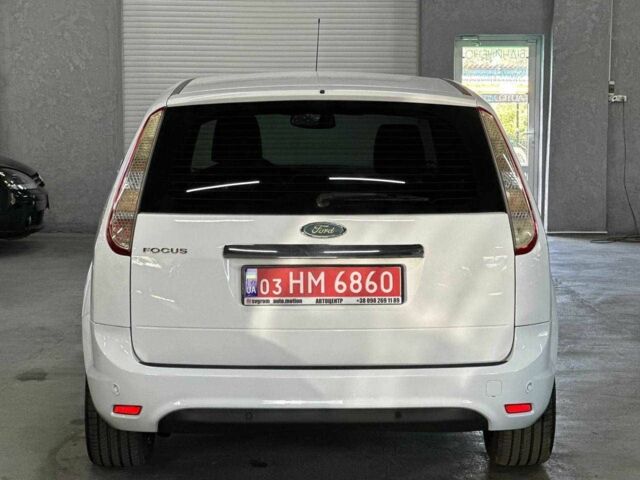 Белый Форд Фокус, объемом двигателя 1.6 л и пробегом 198 тыс. км за 6999 $, фото 5 на Automoto.ua
