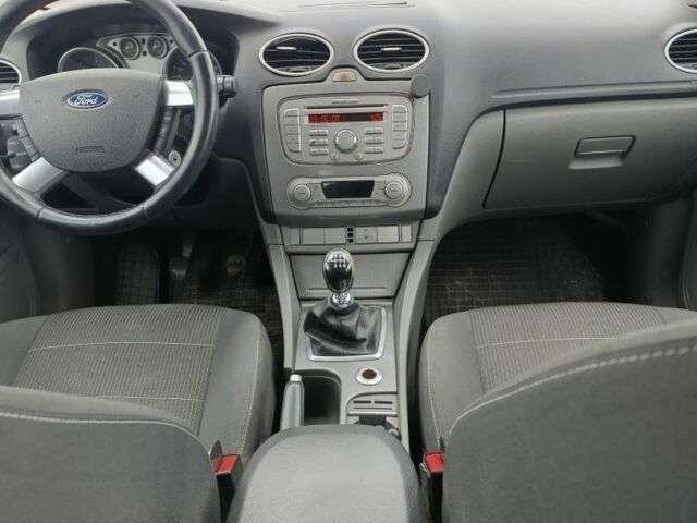 Білий Форд Фокус, об'ємом двигуна 2 л та пробігом 257 тис. км за 5700 $, фото 7 на Automoto.ua