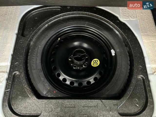 Білий Форд Фокус, об'ємом двигуна 1.6 л та пробігом 198 тис. км за 6999 $, фото 21 на Automoto.ua