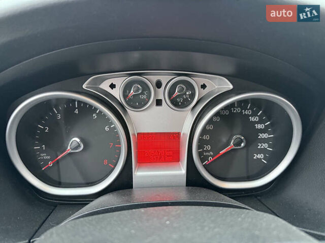 Белый Форд Фокус, объемом двигателя 1.8 л и пробегом 205 тыс. км за 5700 $, фото 34 на Automoto.ua