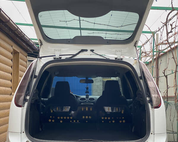 Білий Форд Фокус, об'ємом двигуна 1.6 л та пробігом 235 тис. км за 6100 $, фото 15 на Automoto.ua