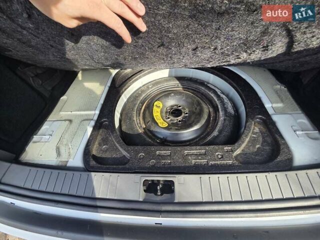 Белый Форд Фокус, объемом двигателя 1.6 л и пробегом 290 тыс. км за 5600 $, фото 22 на Automoto.ua