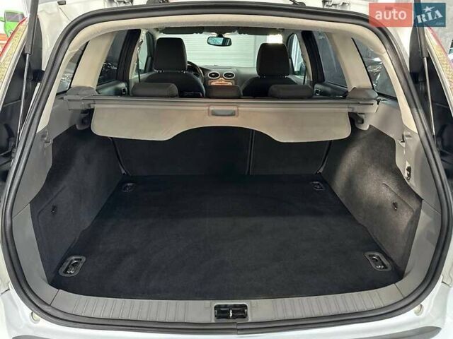 Білий Форд Фокус, об'ємом двигуна 1.6 л та пробігом 198 тис. км за 6999 $, фото 20 на Automoto.ua