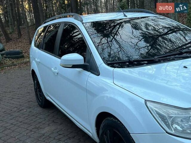 Білий Форд Фокус, об'ємом двигуна 1.6 л та пробігом 297 тис. км за 5299 $, фото 26 на Automoto.ua