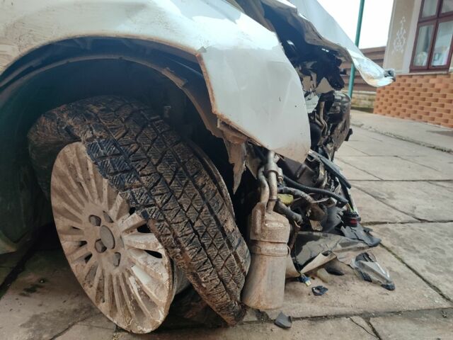 Білий Форд Фокус, об'ємом двигуна 0 л та пробігом 310 тис. км за 2500 $, фото 2 на Automoto.ua