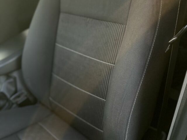 Білий Форд Фокус, об'ємом двигуна 2 л та пробігом 186 тис. км за 5950 $, фото 15 на Automoto.ua