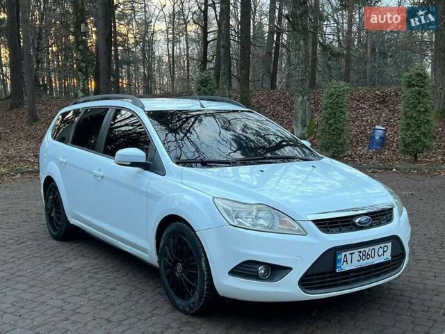 Білий Форд Фокус, об'ємом двигуна 1.6 л та пробігом 297 тис. км за 5299 $, фото 18 на Automoto.ua