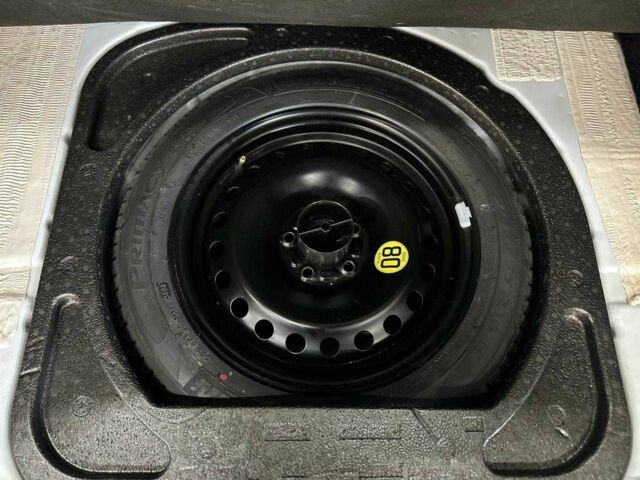 Белый Форд Фокус, объемом двигателя 1.6 л и пробегом 198 тыс. км за 6999 $, фото 21 на Automoto.ua