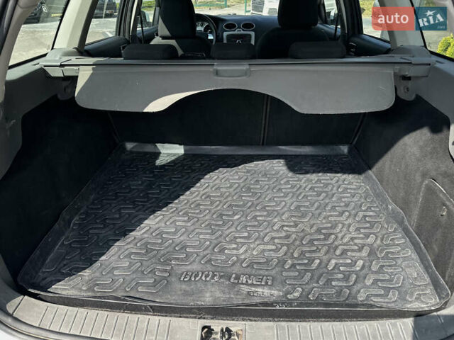 Білий Форд Фокус, об'ємом двигуна 1.56 л та пробігом 311 тис. км за 4700 $, фото 19 на Automoto.ua