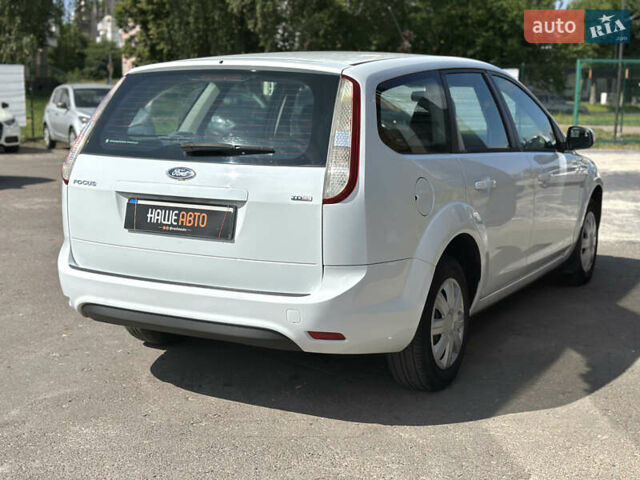 Білий Форд Фокус, об'ємом двигуна 1.56 л та пробігом 311 тис. км за 4700 $, фото 20 на Automoto.ua