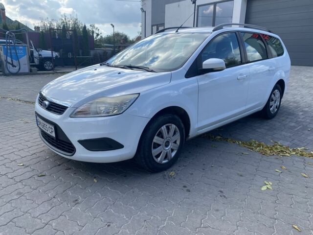 Білий Форд Фокус, об'ємом двигуна 1.6 л та пробігом 249 тис. км за 5500 $, фото 7 на Automoto.ua