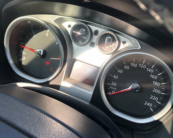 Белый Форд Фокус, объемом двигателя 2 л и пробегом 300 тыс. км за 6700 $, фото 24 на Automoto.ua