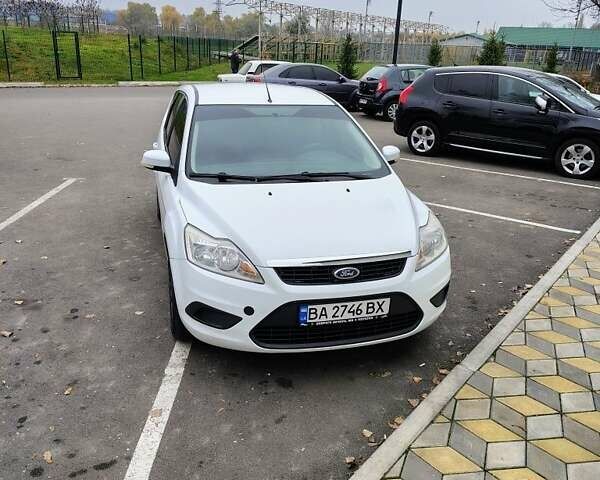 Білий Форд Фокус, об'ємом двигуна 1.6 л та пробігом 293 тис. км за 6300 $, фото 3 на Automoto.ua