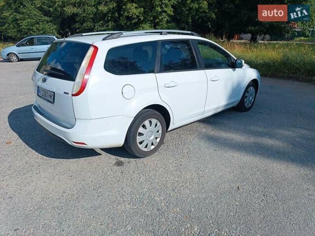 Белый Форд Фокус, объемом двигателя 1.6 л и пробегом 290 тыс. км за 5900 $, фото 10 на Automoto.ua