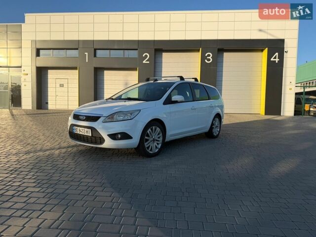 Белый Форд Фокус, объемом двигателя 2 л и пробегом 311 тыс. км за 4500 $, фото 7 на Automoto.ua