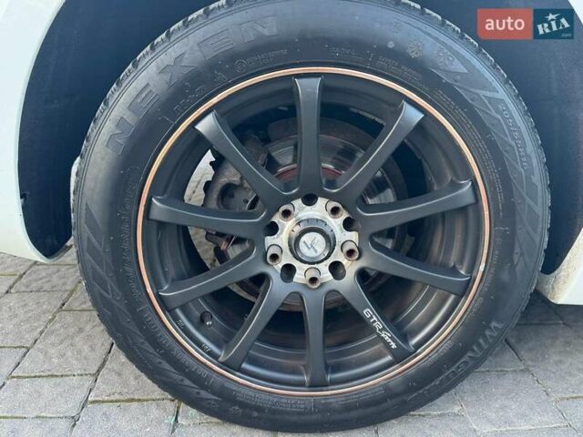 Белый Форд Фокус, объемом двигателя 1.6 л и пробегом 268 тыс. км за 6500 $, фото 7 на Automoto.ua