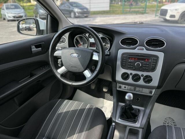 Форд Фокус 2010 в Львове на Automoto.ua Белый Форд Фокус, объемом двигателя 1.6 л и пробегом 311 тыс. км за 5500 $, фото 14 на Automoto.ua