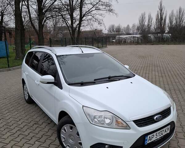 Белый Форд Фокус, объемом двигателя 1.6 л и пробегом 290 тыс. км за 6700 $, фото 11 на Automoto.ua