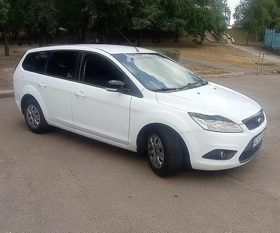Білий Форд Фокус, об'ємом двигуна 1.6 л та пробігом 230 тис. км за 5103 $, фото 1 на Automoto.ua