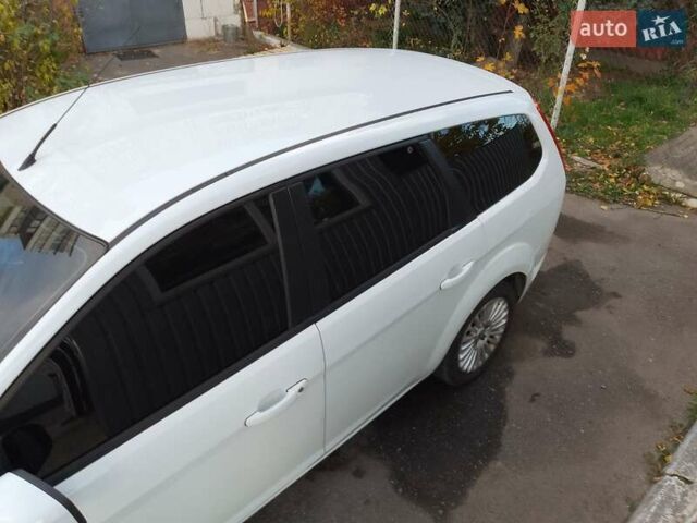 Белый Форд Фокус, объемом двигателя 1.6 л и пробегом 292 тыс. км за 6500 $, фото 6 на Automoto.ua