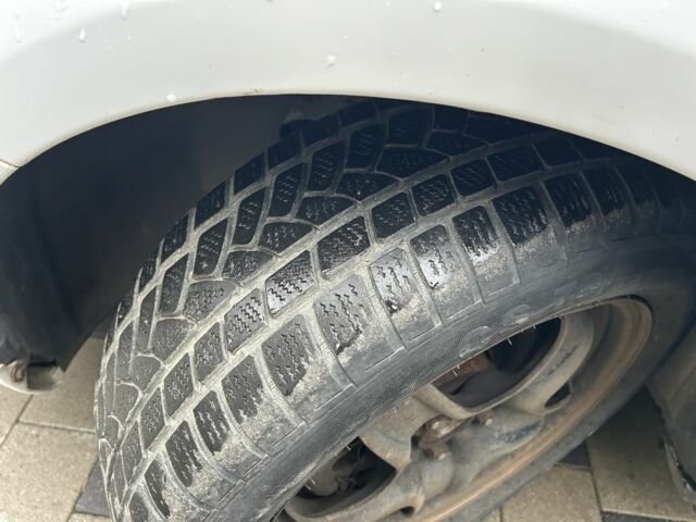 Белый Форд Фокус, объемом двигателя 1.6 л и пробегом 200 тыс. км за 1999 $, фото 21 на Automoto.ua