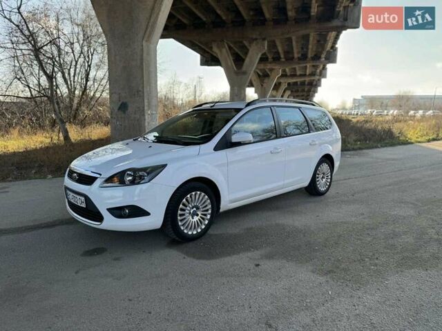 Белый Форд Фокус, объемом двигателя 1.6 л и пробегом 280 тыс. км за 5499 $, фото 9 на Automoto.ua