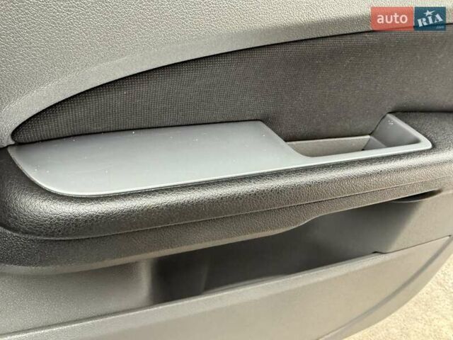 Білий Форд Фокус, об'ємом двигуна 2 л та пробігом 280 тис. км за 5450 $, фото 28 на Automoto.ua