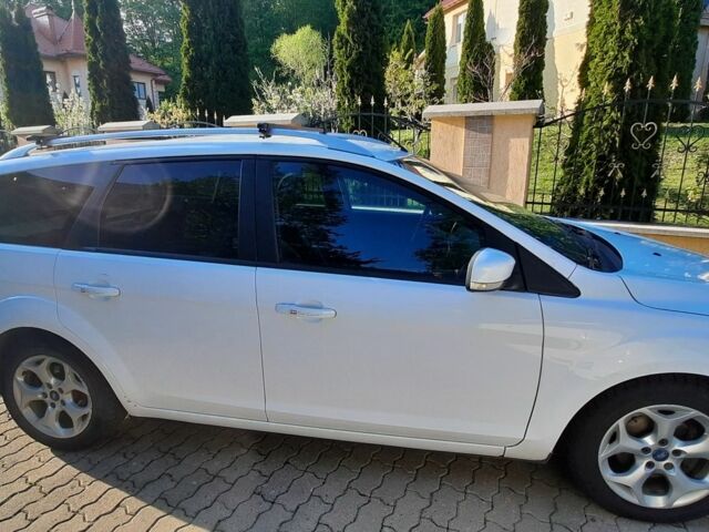 Білий Форд Фокус, об'ємом двигуна 1.6 л та пробігом 312 тис. км за 5200 $, фото 5 на Automoto.ua