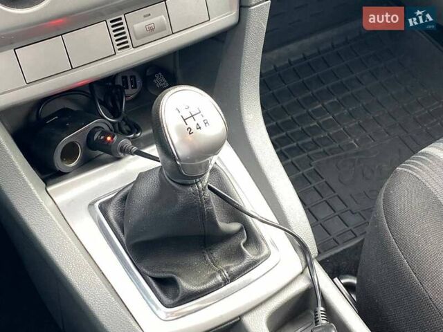 Білий Форд Фокус, об'ємом двигуна 1.56 л та пробігом 290 тис. км за 5690 $, фото 17 на Automoto.ua