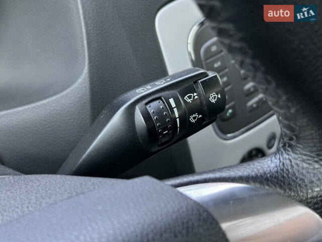 Білий Форд Фокус, об'ємом двигуна 1.56 л та пробігом 311 тис. км за 4700 $, фото 41 на Automoto.ua