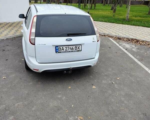 Білий Форд Фокус, об'ємом двигуна 1.6 л та пробігом 293 тис. км за 6300 $, фото 1 на Automoto.ua