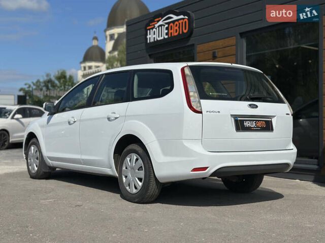 Білий Форд Фокус, об'ємом двигуна 1.56 л та пробігом 311 тис. км за 4700 $, фото 14 на Automoto.ua