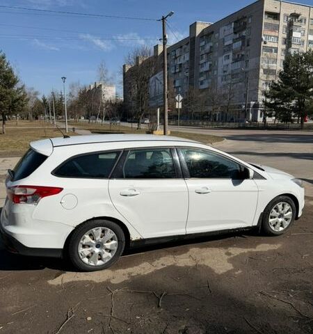 Белый Форд Фокус, объемом двигателя 1.6 л и пробегом 276 тыс. км за 6000 $, фото 3 на Automoto.ua