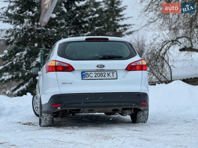 Білий Форд Фокус, об'ємом двигуна 1.6 л та пробігом 245 тис. км за 6390 $, фото 30 на Automoto.ua