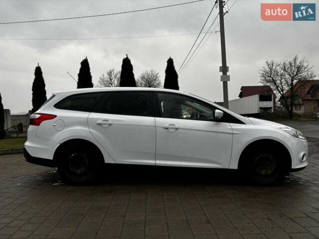 Білий Форд Фокус, об'ємом двигуна 1.6 л та пробігом 259 тис. км за 6300 $, фото 2 на Automoto.ua