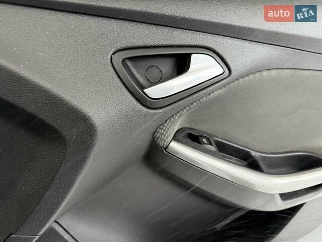 Білий Форд Фокус, об'ємом двигуна 1.56 л та пробігом 220 тис. км за 6350 $, фото 30 на Automoto.ua