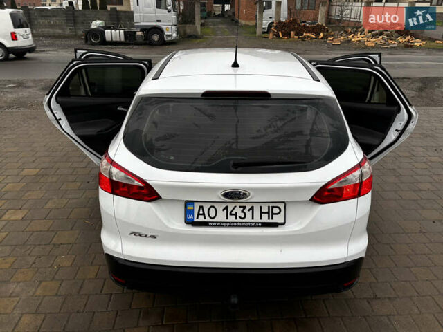 Белый Форд Фокус, объемом двигателя 1.6 л и пробегом 259 тыс. км за 6500 $, фото 7 на Automoto.ua