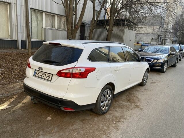 Білий Форд Фокус, об'ємом двигуна 1.6 л та пробігом 272 тис. км за 6200 $, фото 3 на Automoto.ua