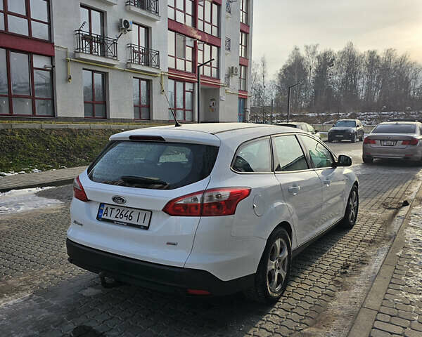 Белый Форд Фокус, объемом двигателя 1.56 л и пробегом 300 тыс. км за 5100 $, фото 7 на Automoto.ua