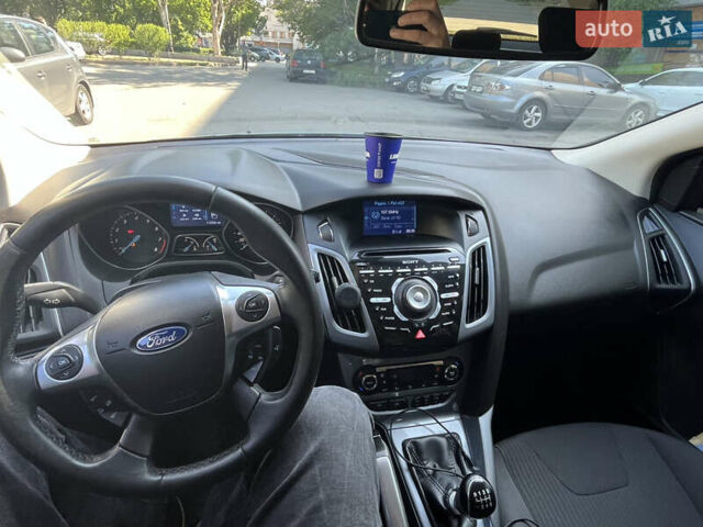 Белый Форд Фокус, объемом двигателя 1.6 л и пробегом 134 тыс. км за 7500 $, фото 12 на Automoto.ua